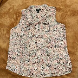 Women's Sleeveless Blouse - Multicolor